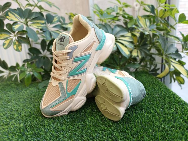 کتونی زنانه مدل نیوبالانس (New Balance)